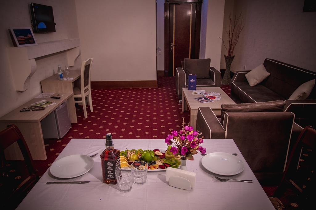 Baku Inn Hotel Extérieur photo