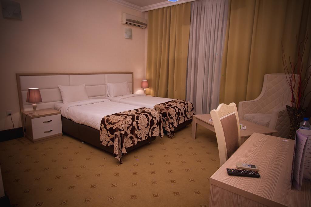 Baku Inn Hotel Extérieur photo